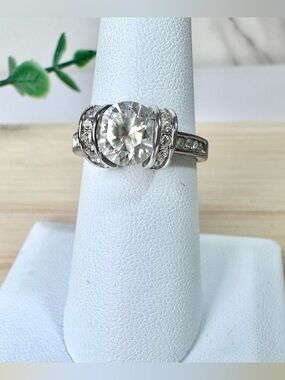 🤍Premier Designs Silver Tone CZ Ring Size 6.75